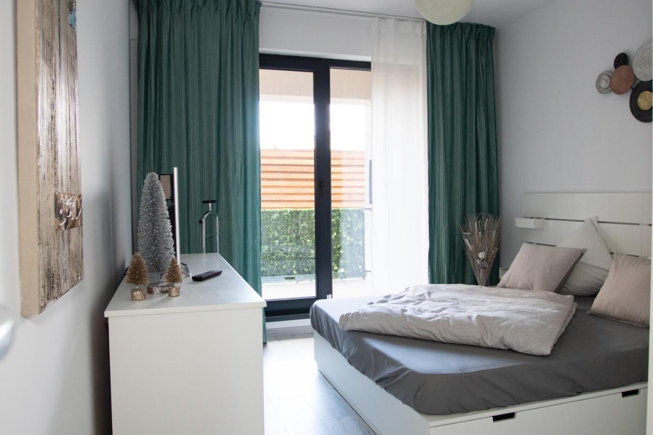 Lazo Two Room- Luxury Apartment Bukarest Exterior foto