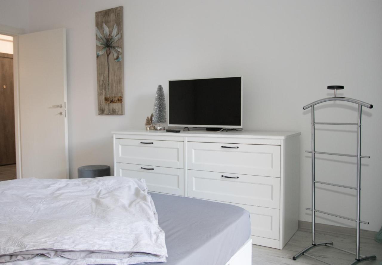 Lazo Two Room- Luxury Apartment Bukarest Exterior foto